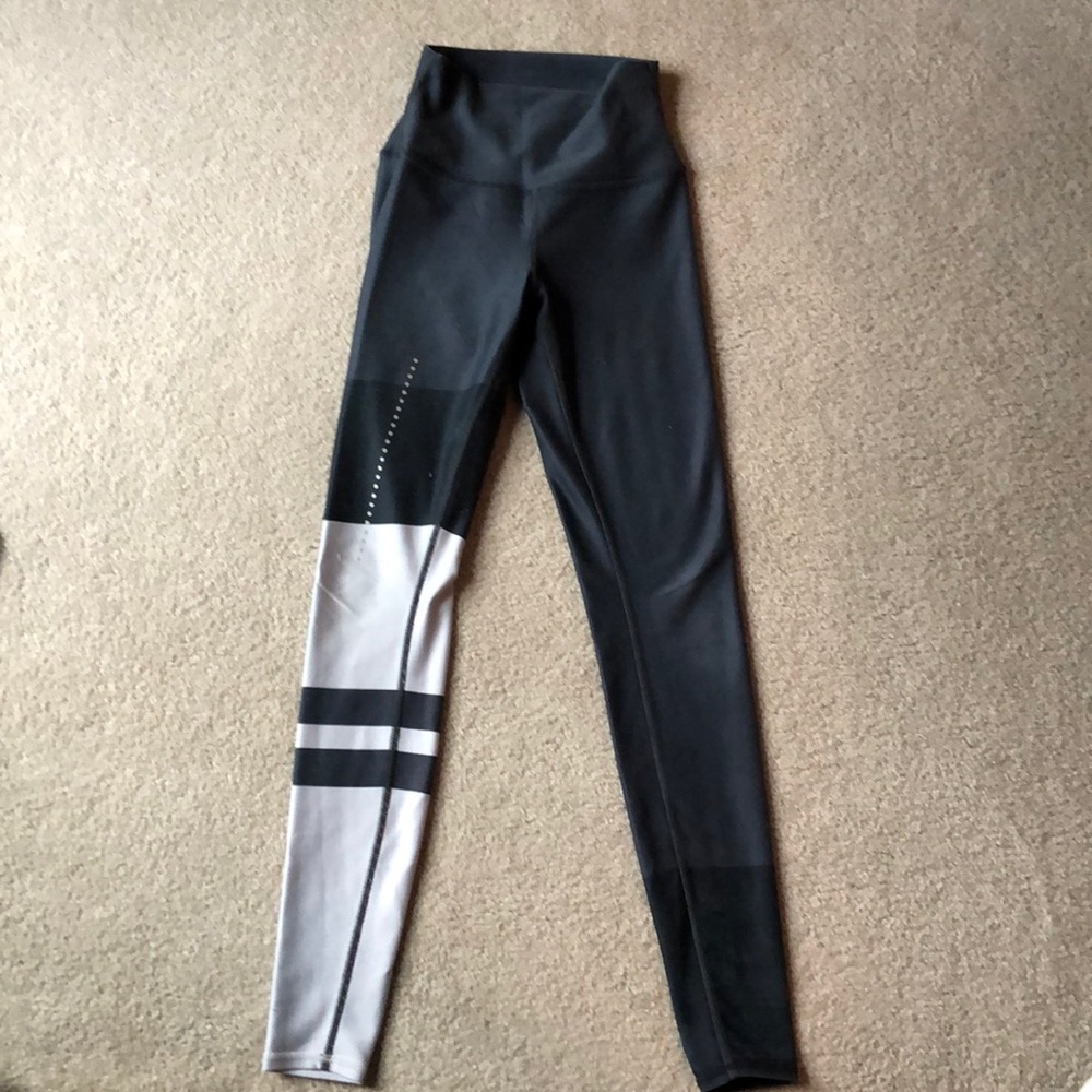 Alo yoga colorblock leggings